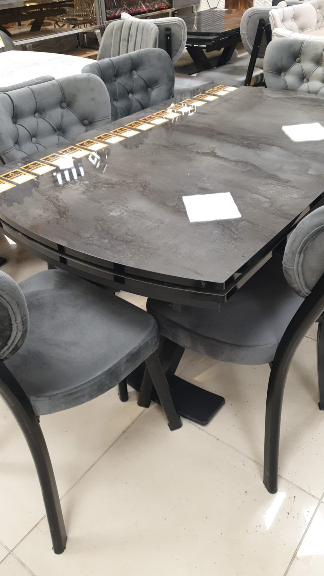 X Ayak Lüks Masa Takımı